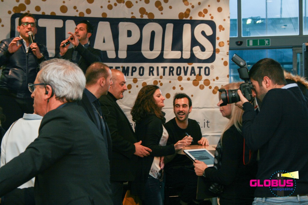 Marco Mengoni fa impazzire i suoi fans a Etnapolis