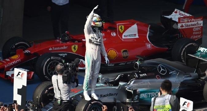 F1: GP Cina trionfa Hamilton. Terzo Vettel