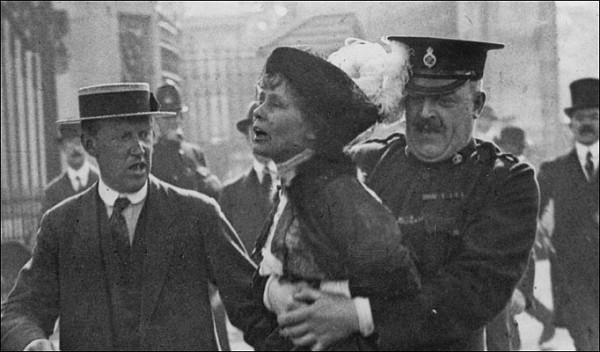 emmeline_pankhurst_police