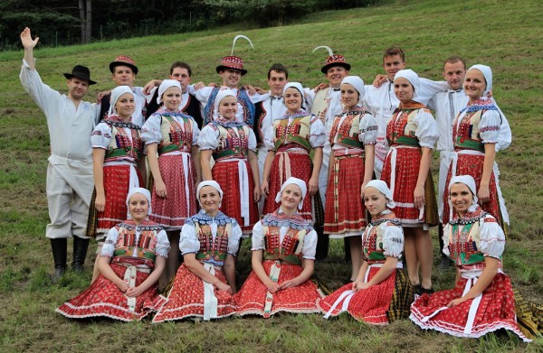Gruppo folcloristico VELICKA (REPUBBLICA CECA)_IMG001