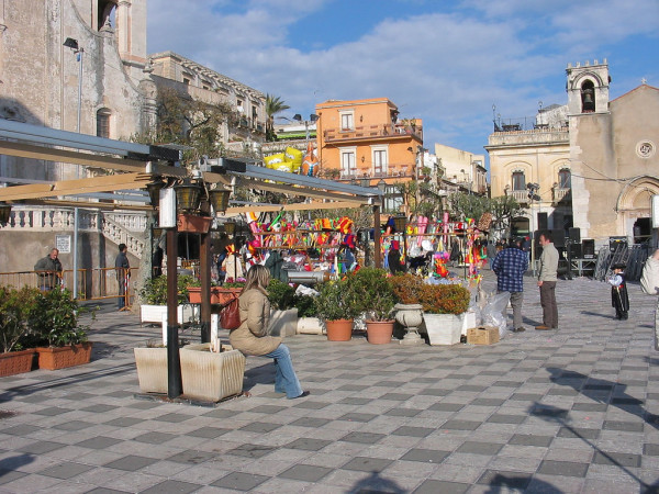 Taormina-piazza