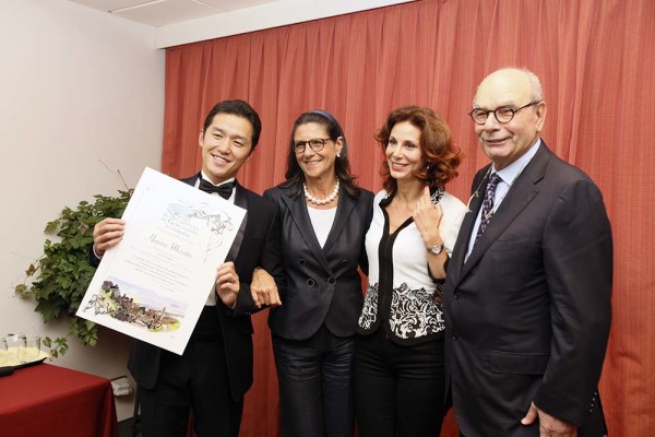 Foto 6 - I premiati Murata Niccolini Pintus con presidente comitato Mennella