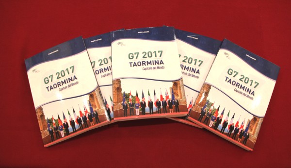 alcune copie del libro g7 2017 taormina capitale del mondo 26 02 18