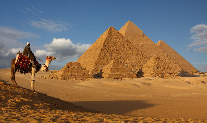Le Piramidi Egizie: alla scoperta delle tombe dei faraoni