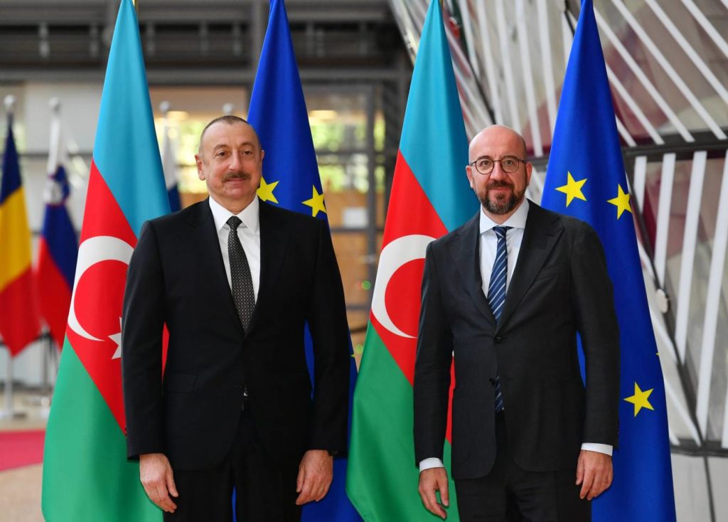 L’UE media la pace tra Azerbaigian e Armenia