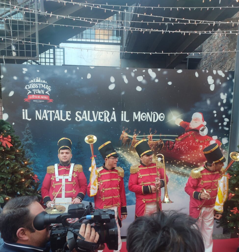 Christmas Town 2023: a “Le Ciminiere” di Catania, apre il parco tematico natalizio del sud