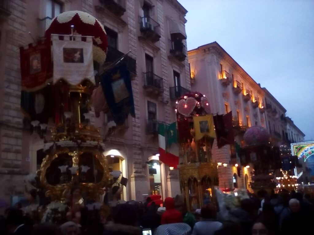 Le Candelore di Sant’Agata: orgoglio e devozione per la festa dei catanesi