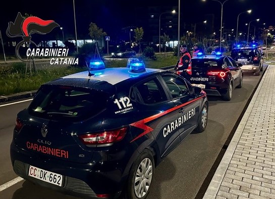 Controlli serrati a Paternò tra spaccio e violazioni del Codice della Strada