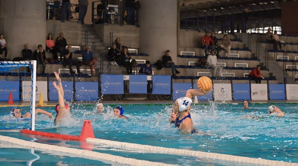 Pallanuoto femminile, serie A1: vittoria di Ekipe Orizzonte contro Como Nuoto 28-5