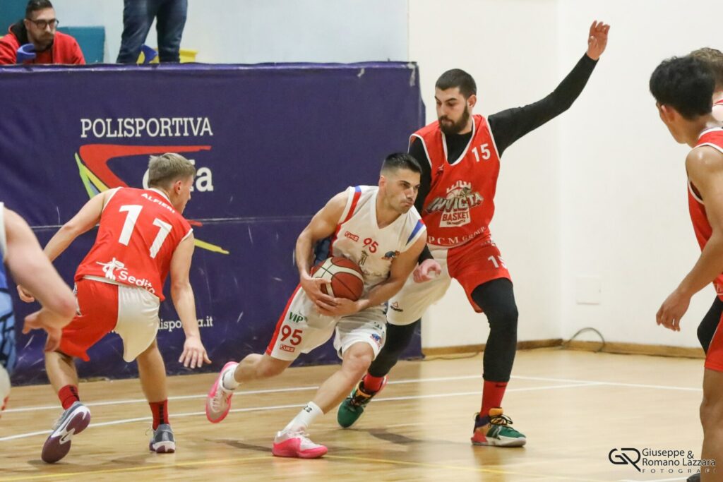 Alfa Basket Catania: colpo a Comiso e secondo posto solitario in classifica