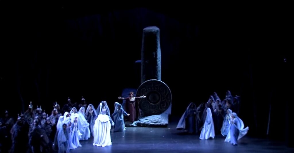 Il Coro Lirico Siciliano e la Norma di Bellini nei migliori Teatri d’Opera di Spagna e Francia – VIDEO